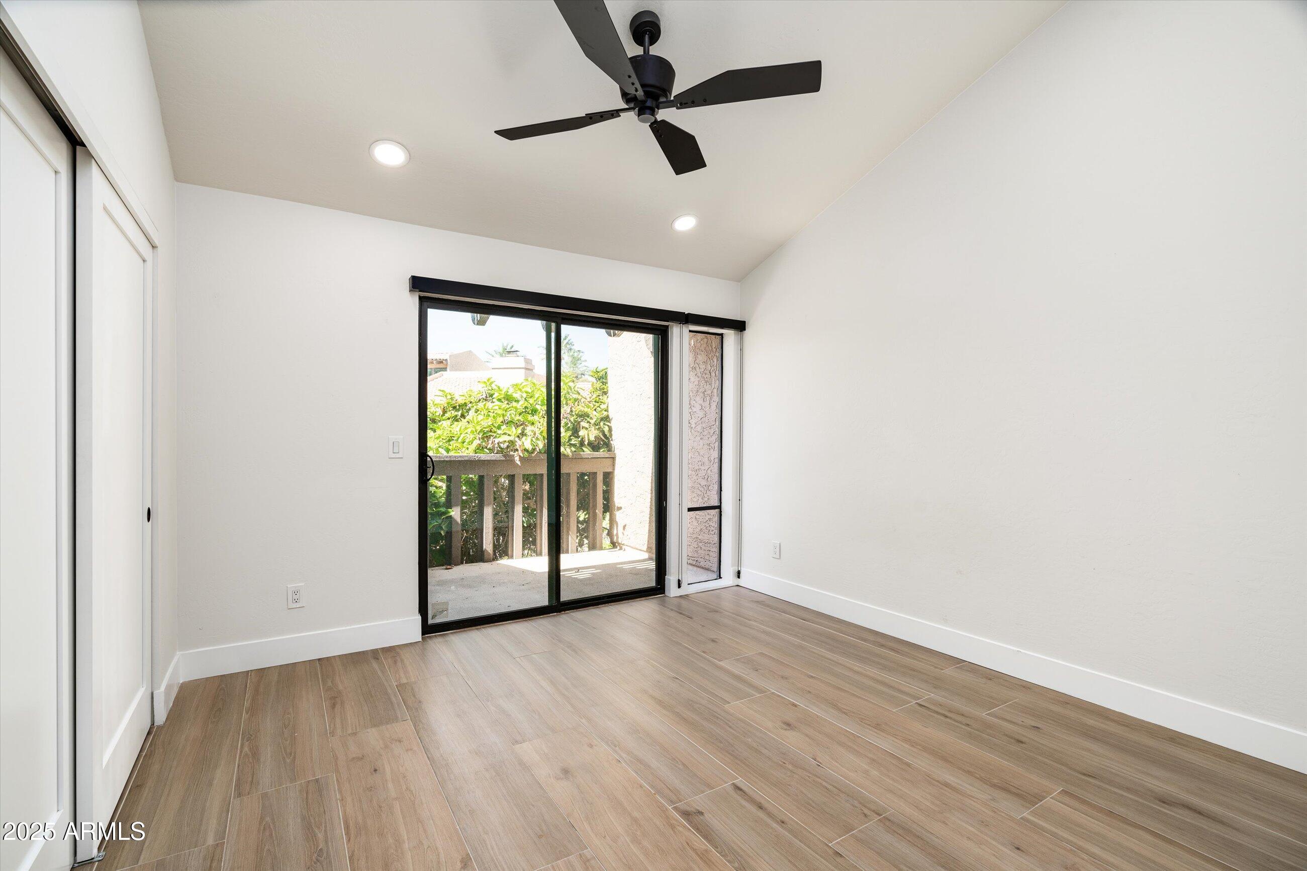 4434 East Camelback Road, Unit 132 Phoenix, AZ 85018 - Photo 15 of 36 31-4434 E Camelback Rd #132 (31 of 39)