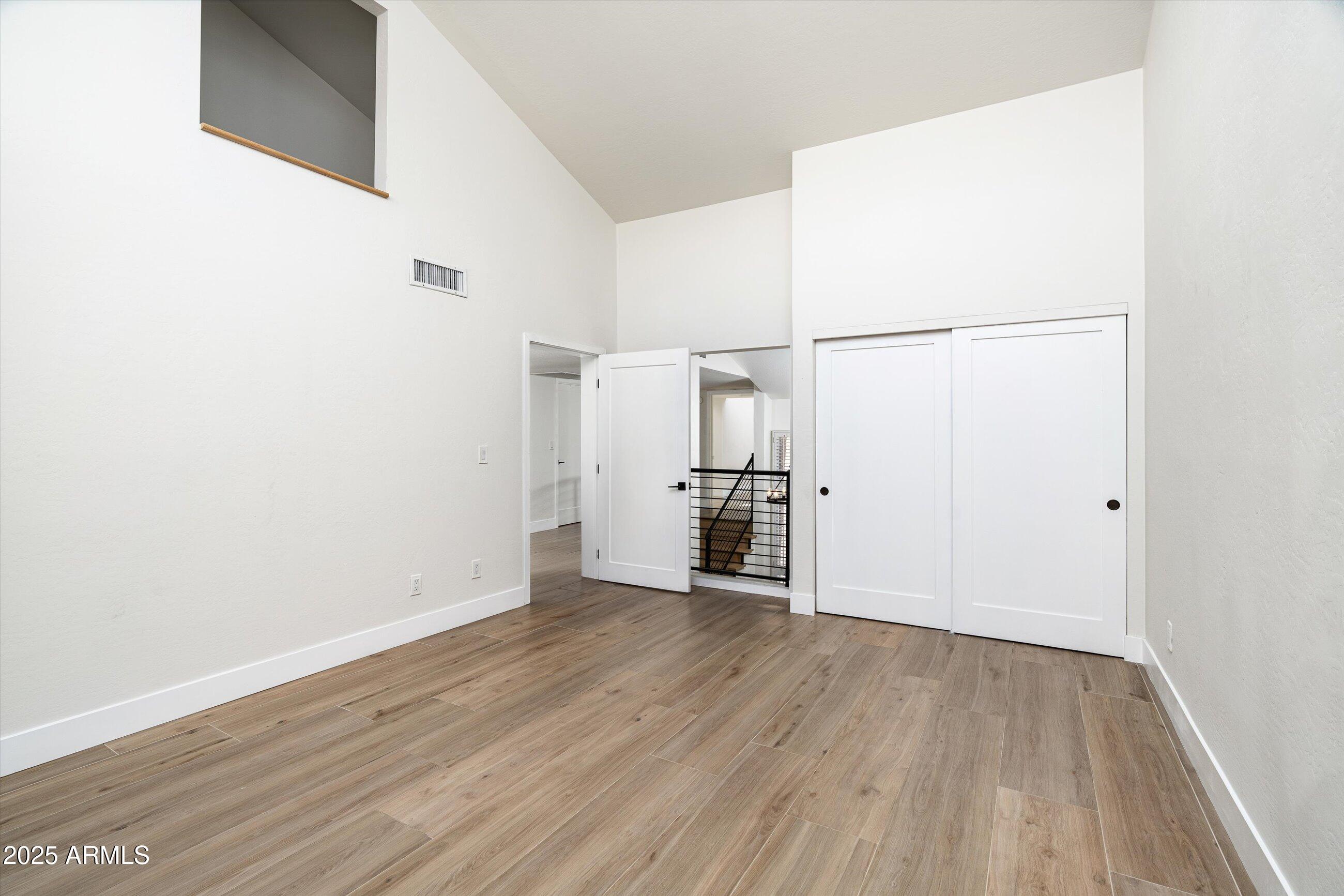 4434 East Camelback Road, Unit 132 Phoenix, AZ 85018 - Photo 20 of 36 21-4434 E Camelback Rd #132 (21 of 39)