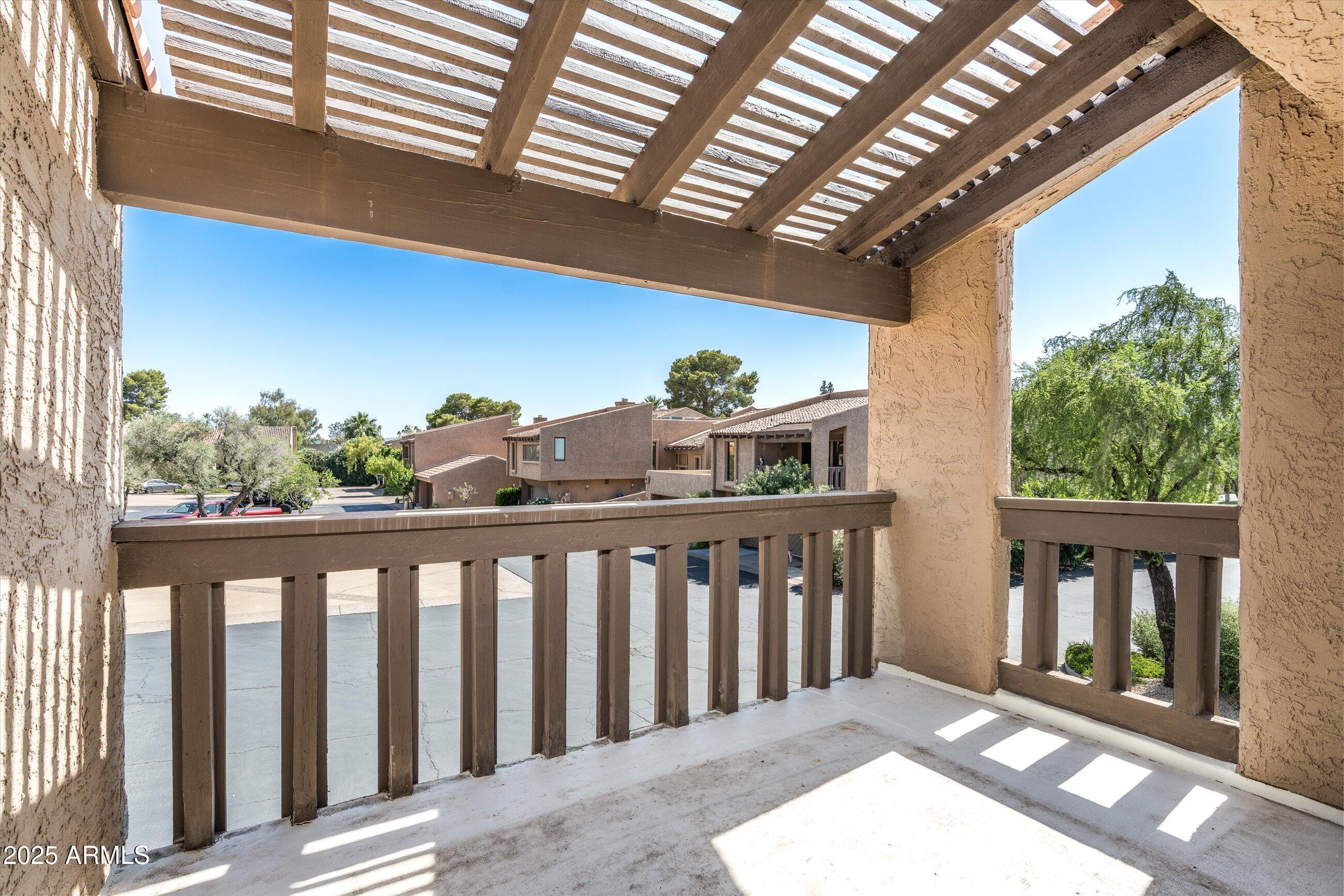 4434 East Camelback Road, Unit 132 Phoenix, AZ 85018 - Photo 34 of 36 26-4434 E Camelback Rd #132 (26 of 39)