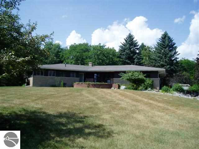 461 East Walton Road Mount Pleasant, MI 48858 - Photo 1 of 16 1749079.JPG