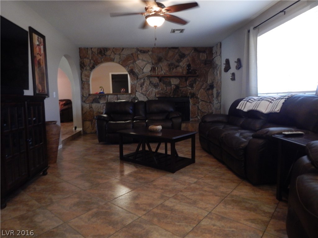 2210 Appaloosa Road Henderson, NV 89002 - Photo 15 of 33 Gallery Image 15