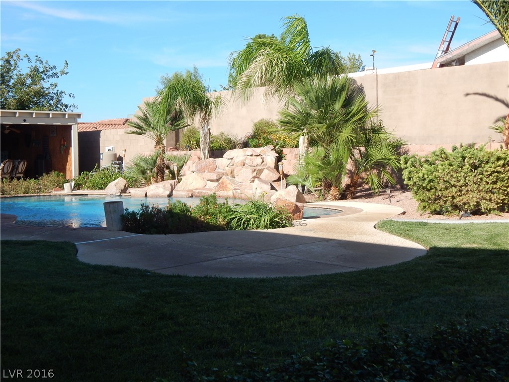 2210 Appaloosa Road Henderson, NV 89002 - Photo 8 of 33 Gallery Image 8