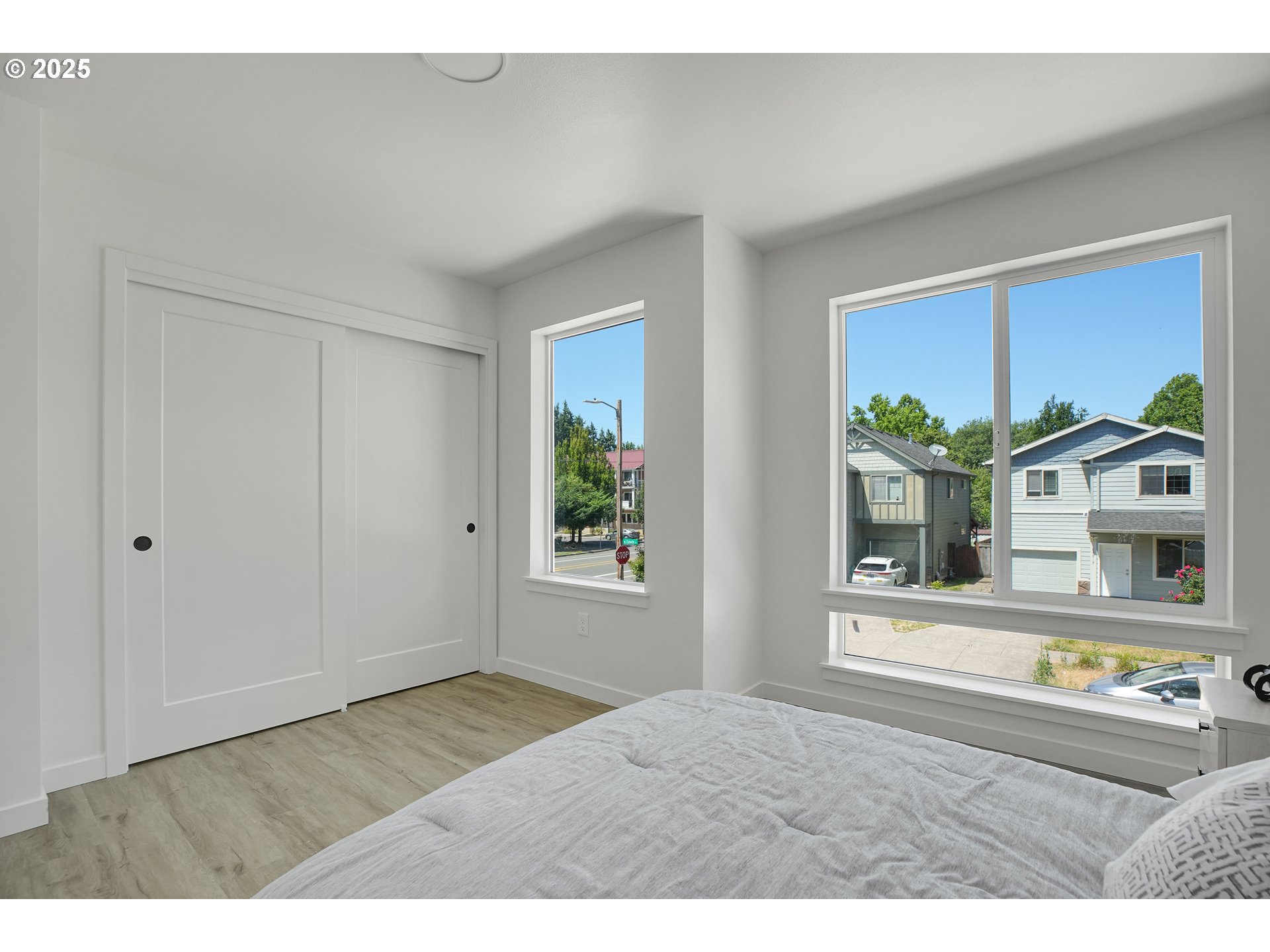 14846 Northeast Couch Street, Unit 8 Portland, OR 97230 - Photo 30 of 47