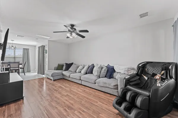 $269,900 | 618 Cypresswood Trace, Spring, TX 77373