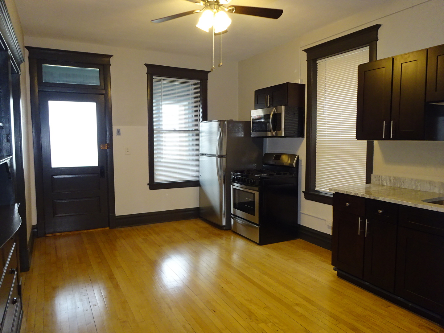 2602 West 22nd Place, Unit 2 Chicago, IL 60608 - Photo 4 of 12