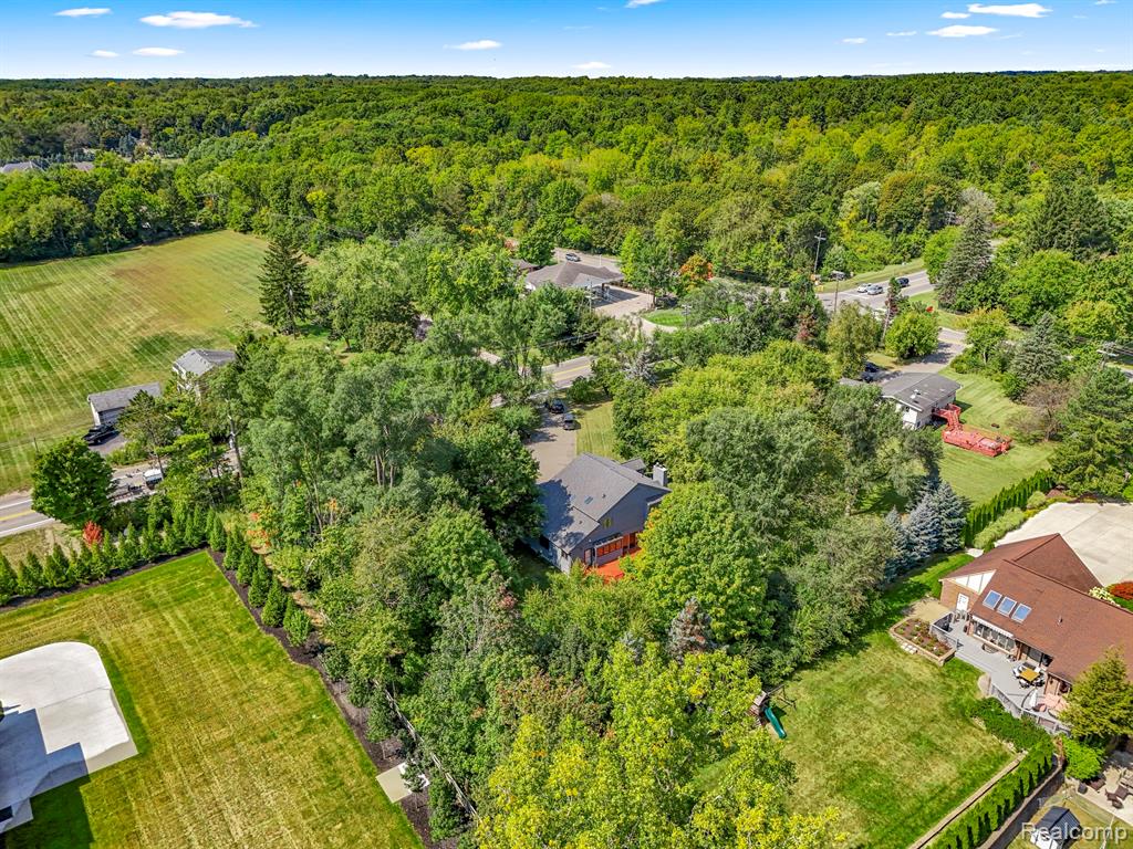 18990 Beck Road Northville, MI 48168 - Photo 57 of 60