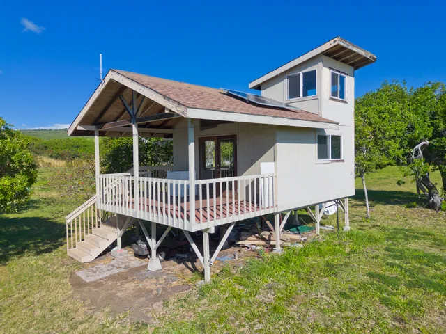 $425,000 | 95-6253 Makai Street, Naalehu, HI 96772