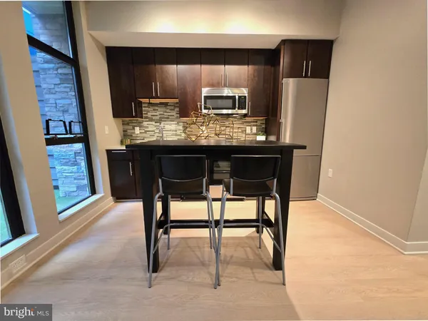 $2,100 | 1320 Fenwick Lane, Unit 6, Silver Spring, MD 20910