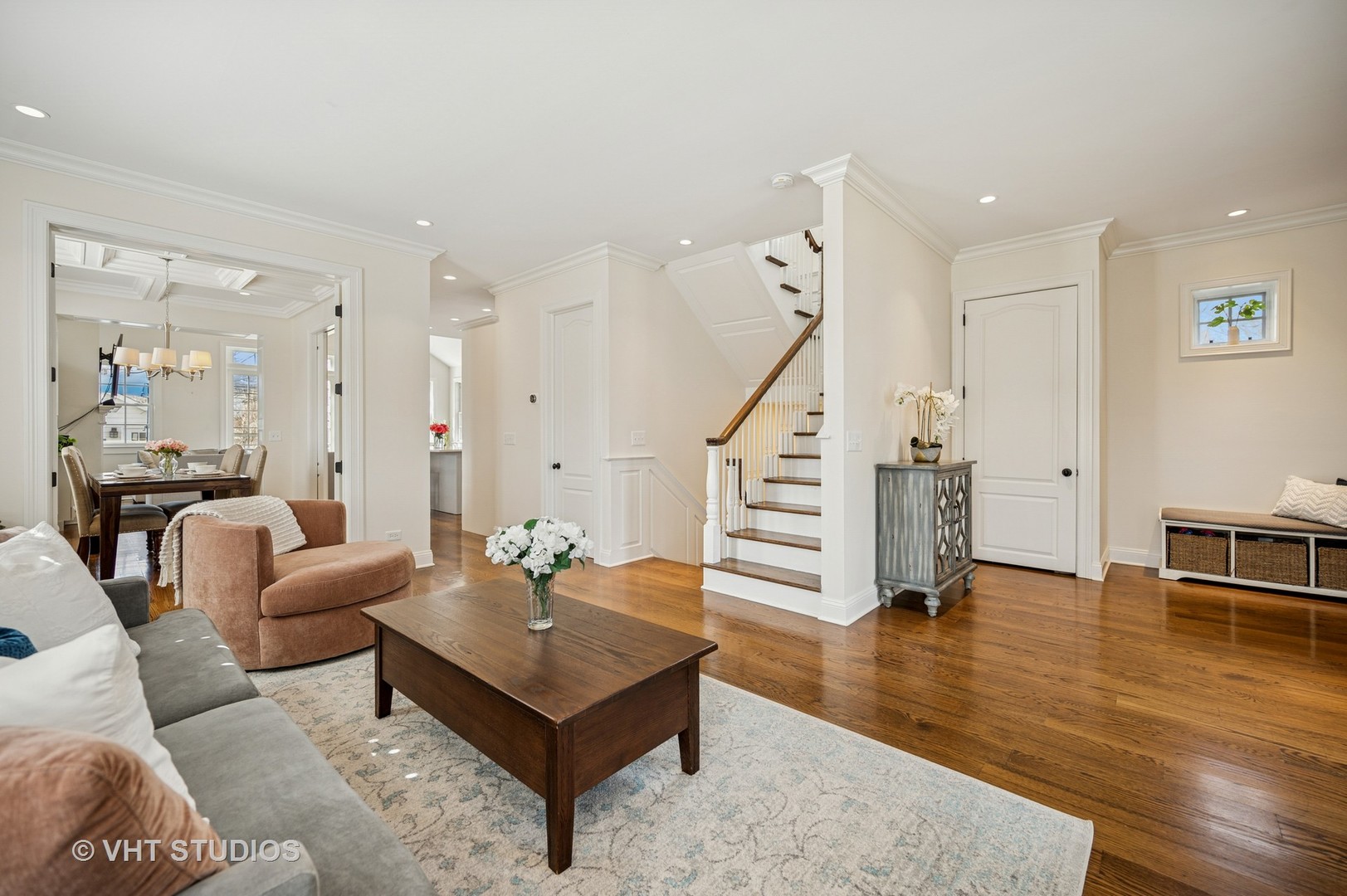 726 Indian Road Glenview, IL 60025 - Photo 14 of 37 Gallery Image 14