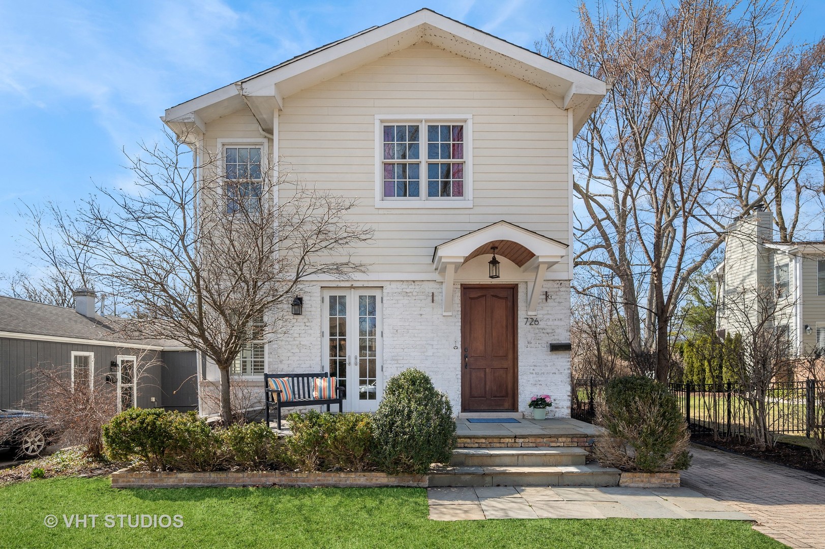 726 Indian Road Glenview, IL 60025 - Photo 2 of 37 Gallery Image 2