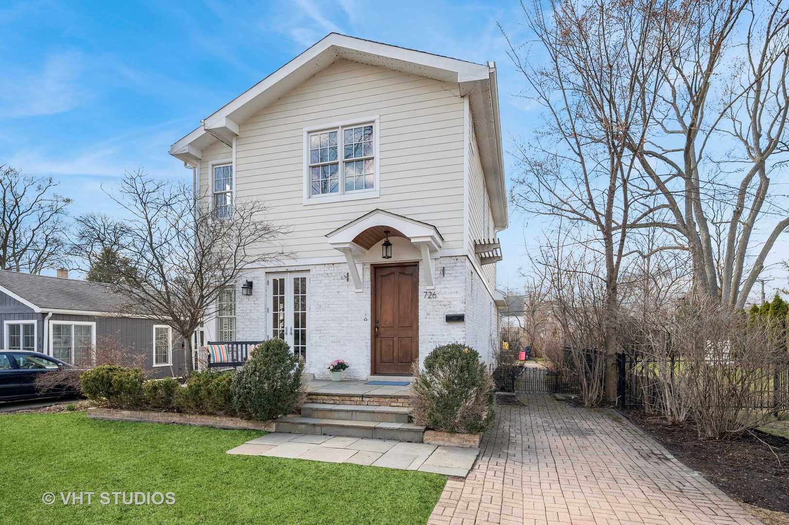 726 Indian Road Glenview, IL 60025 - Photo 3 of 37 Gallery Image 3
