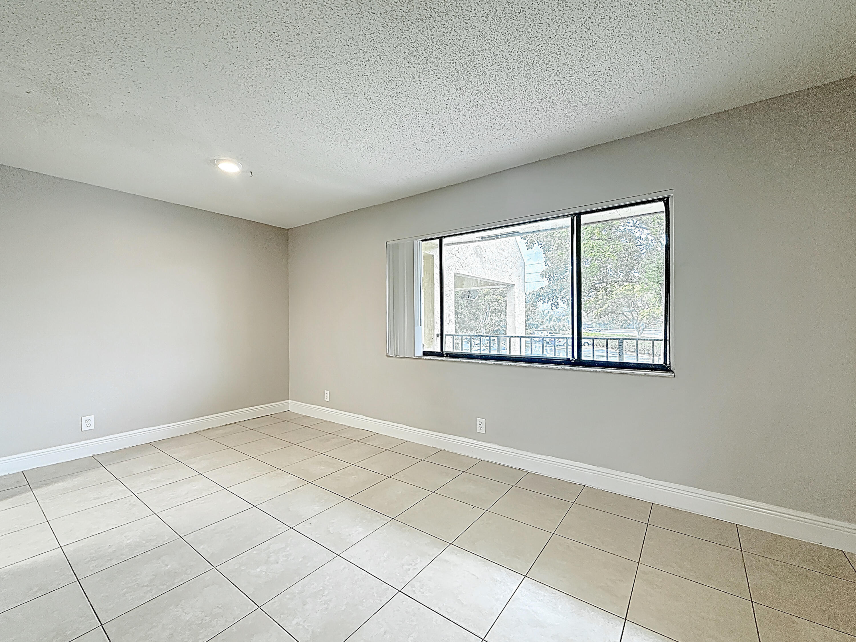 719 Meadows Circle Boynton Beach, FL 33436 - Photo 12 of 25 719 Meadows Circle-10