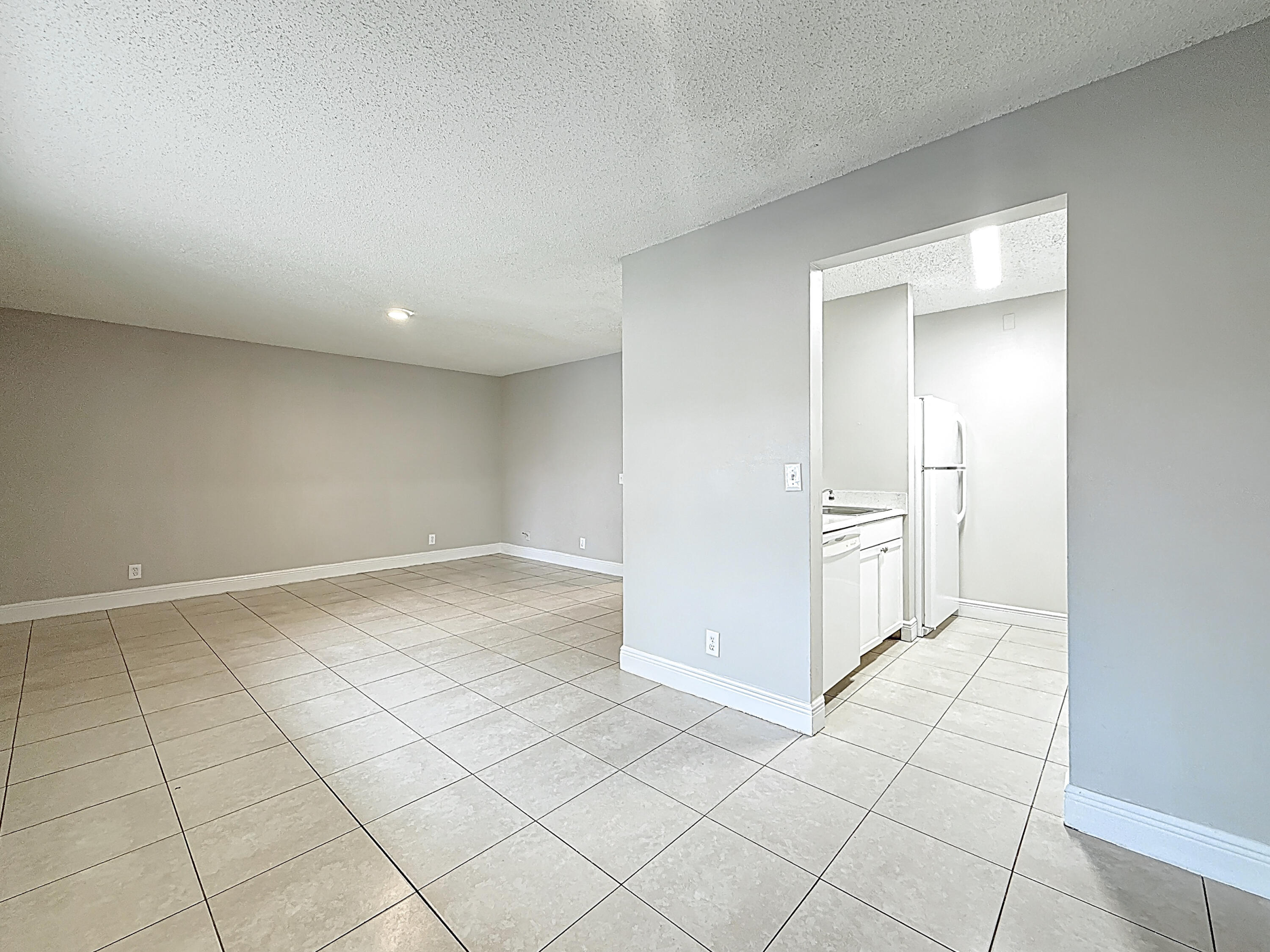 719 Meadows Circle Boynton Beach, FL 33436 - Photo 14 of 25 719 Meadows Circle-12