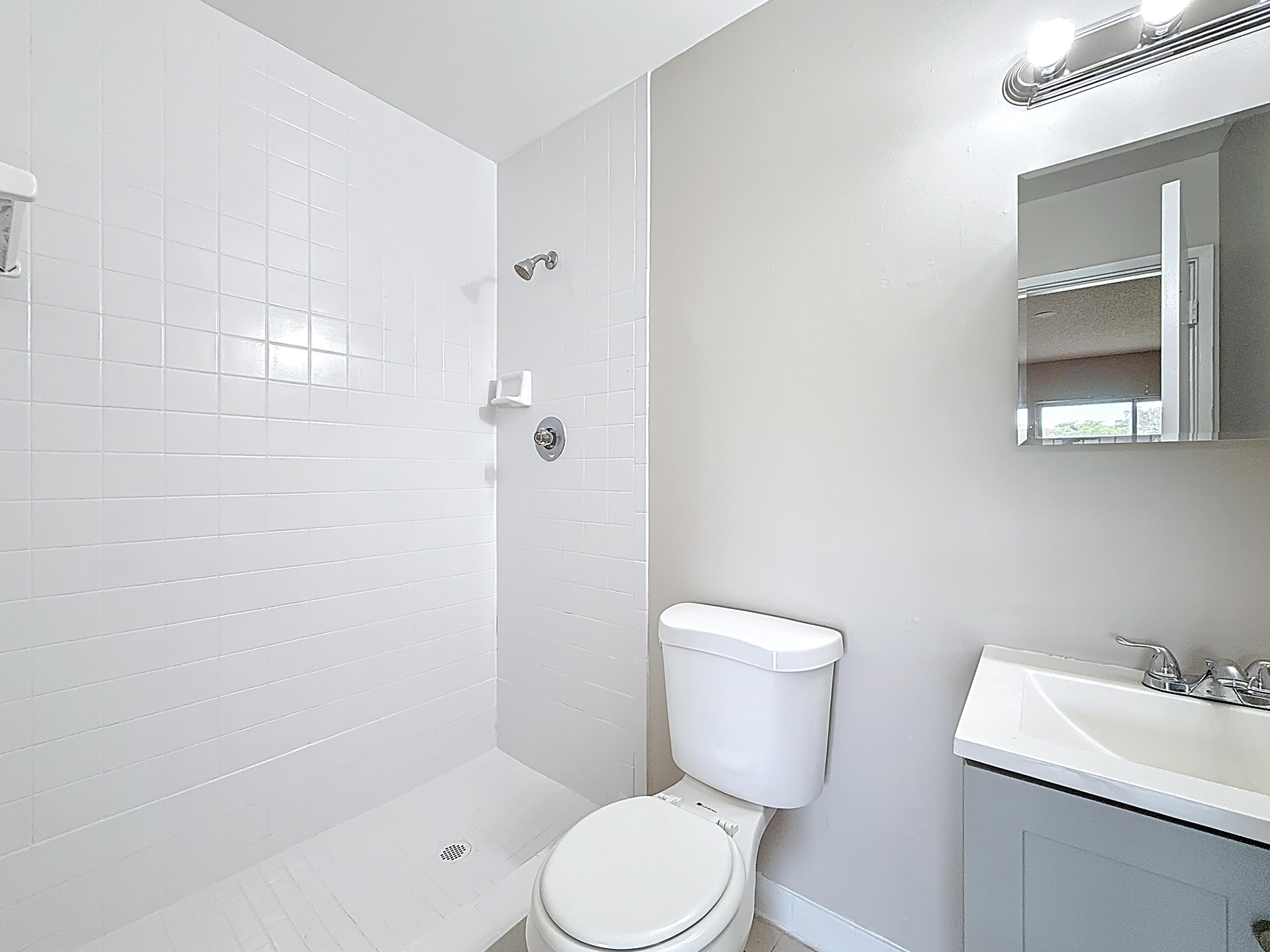 719 Meadows Circle Boynton Beach, FL 33436 - Photo 18 of 25 719 Meadows Circle-21