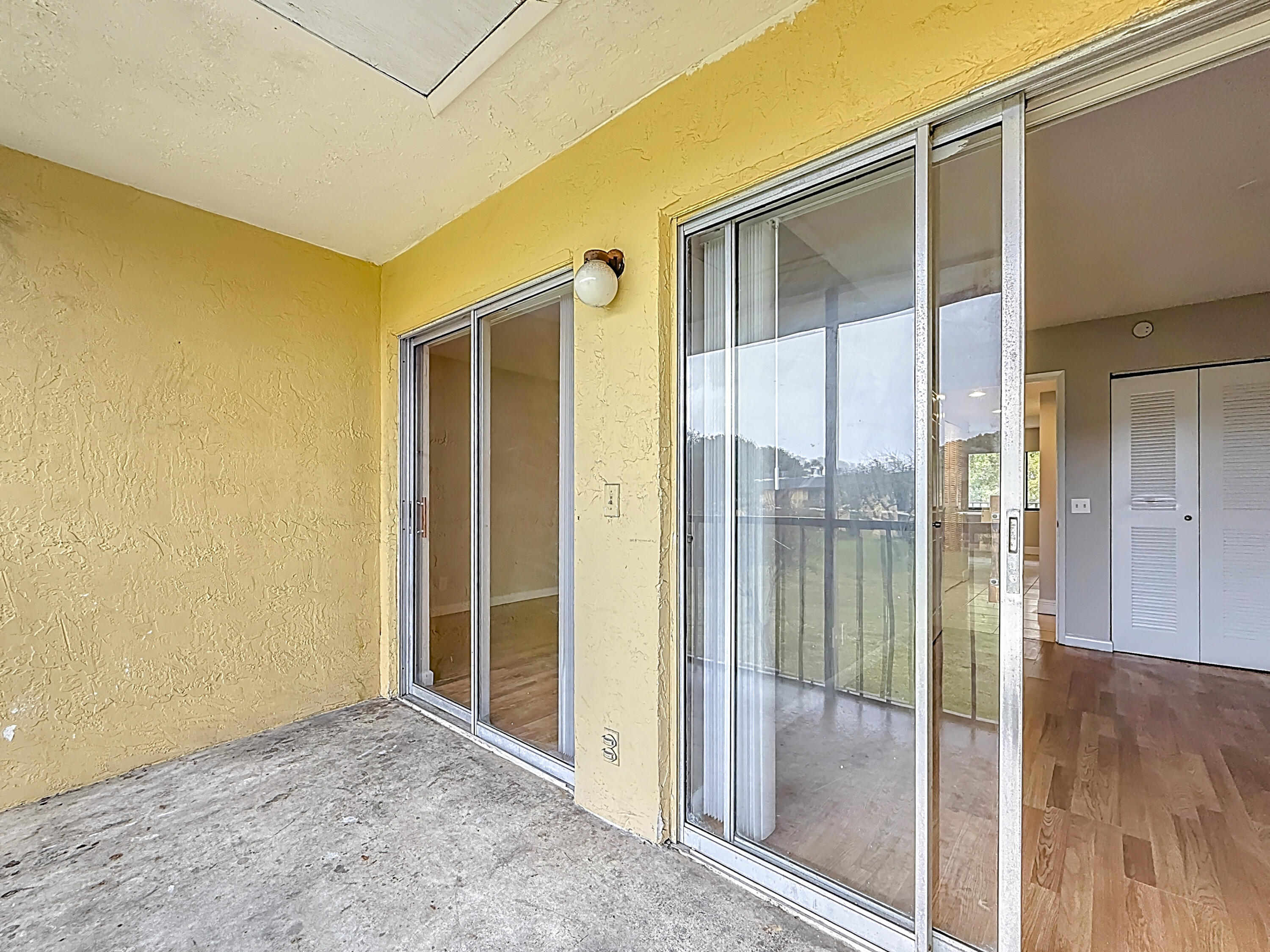 719 Meadows Circle Boynton Beach, FL 33436 - Photo 23 of 25 719 Meadows Circle-28