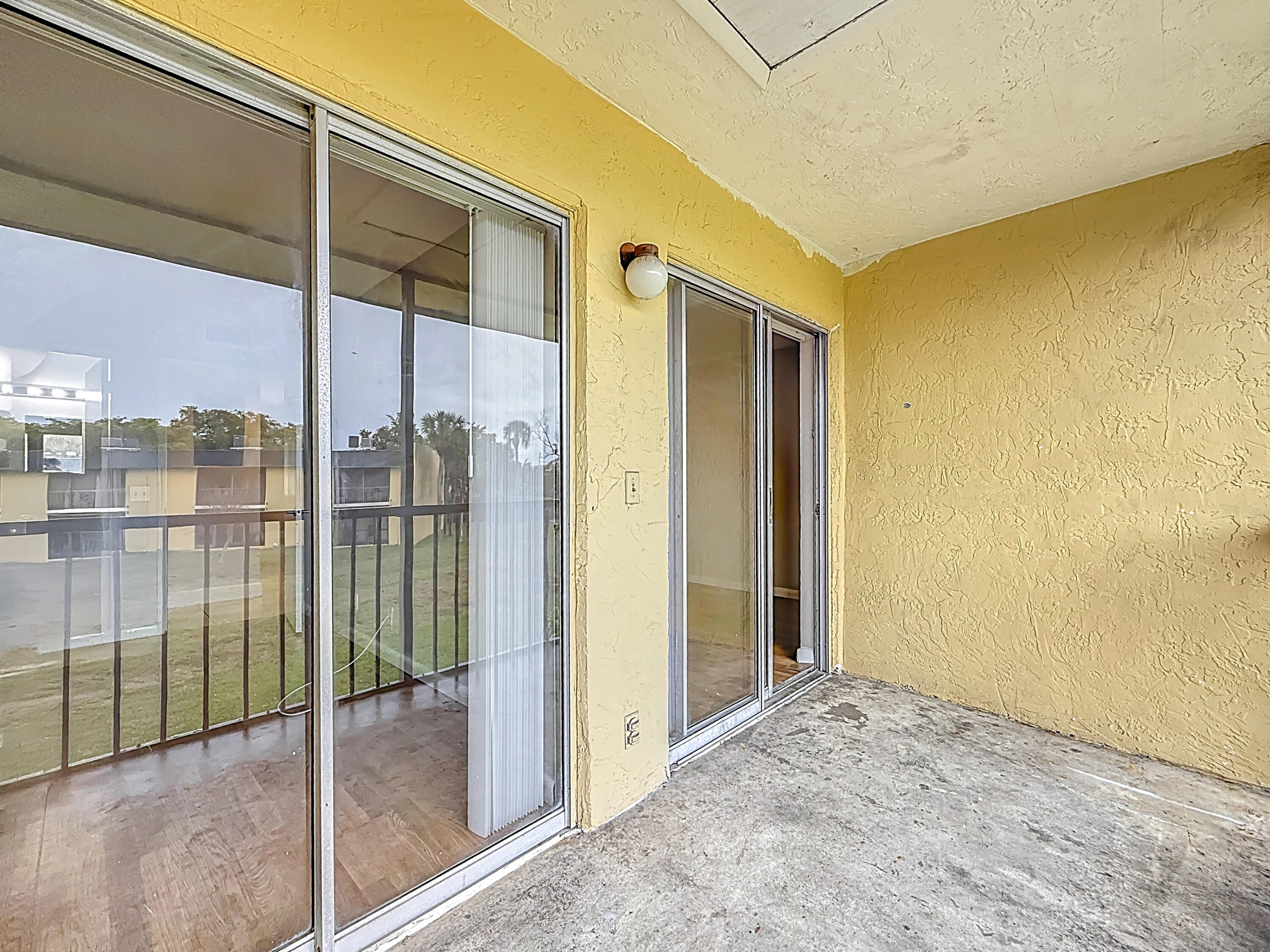 719 Meadows Circle Boynton Beach, FL 33436 - Photo 24 of 25 719 Meadows Circle-29