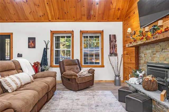 $835,000 | 300 Tunk Hill Road, Scituate, RI 02831