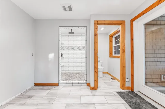 $835,000 | 300 Tunk Hill Road, Scituate, RI 02831