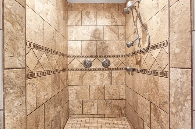 $835,000 | 300 Tunk Hill Road, Scituate, RI 02831