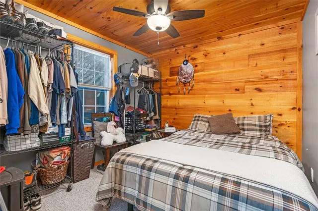 $835,000 | 300 Tunk Hill Road, Scituate, RI 02831