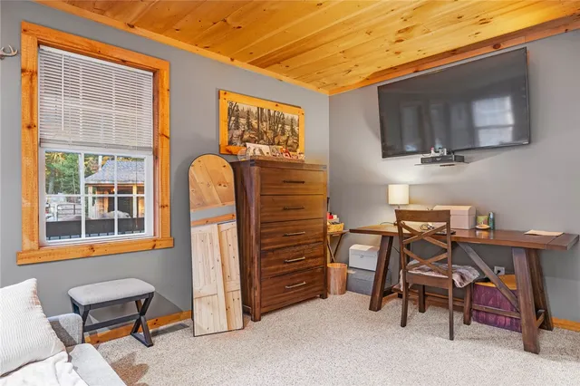 $835,000 | 300 Tunk Hill Road, Scituate, RI 02831