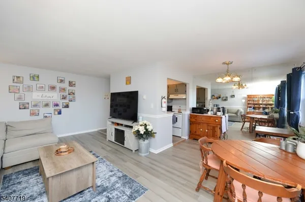 $325,000 | 100 Pierson Miller Drive, Unit 4, Pompton Lakes, NJ 07442