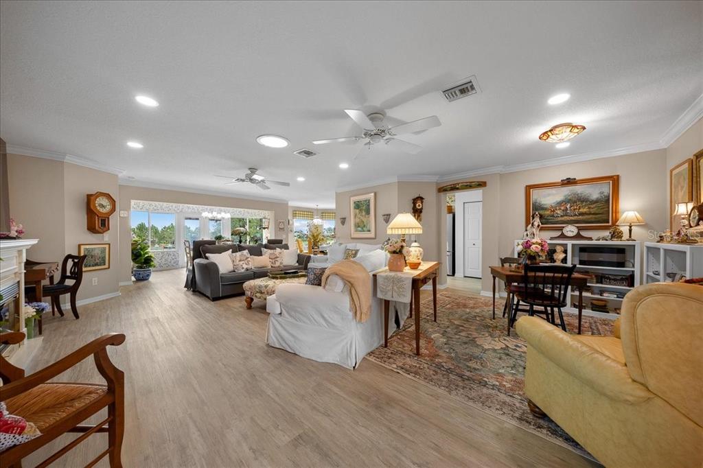 8998 Southwest 99th Ct Road Ocala, FL 34481 - Photo 7 of 45