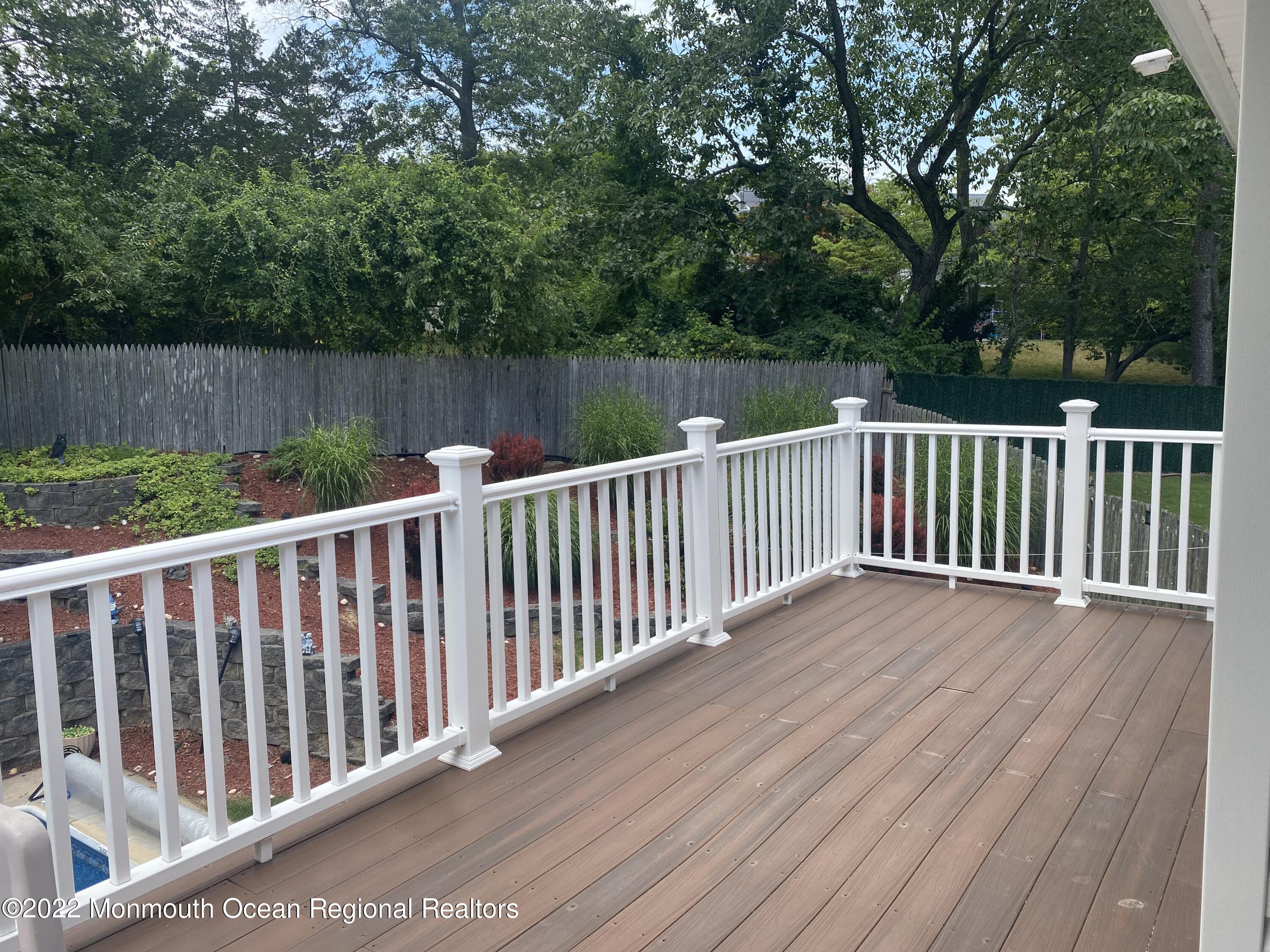 11 Oxford Road Jackson, NJ 08527 - Photo 6 of 6 11 oxford porch