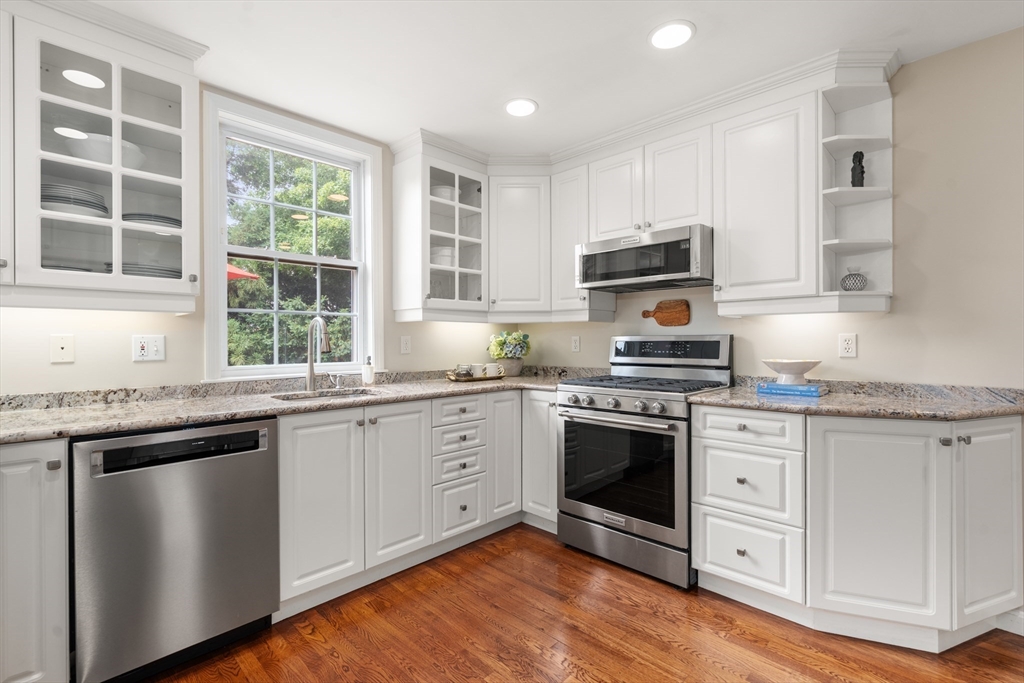 600 Trapelo Road, Unit 8 Waltham, MA 02452 - Photo 8 of 29