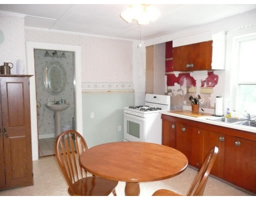 11 Schumacher Road Lancaster, MA 01523 - Photo 3 of 9 Gallery Image 3