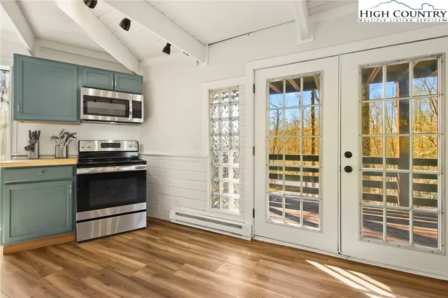 $435,000 | 104 Black Birch Lane, Beech Mountain, NC 28604