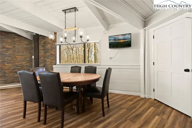 $435,000 | 104 Black Birch Lane, Beech Mountain, NC 28604