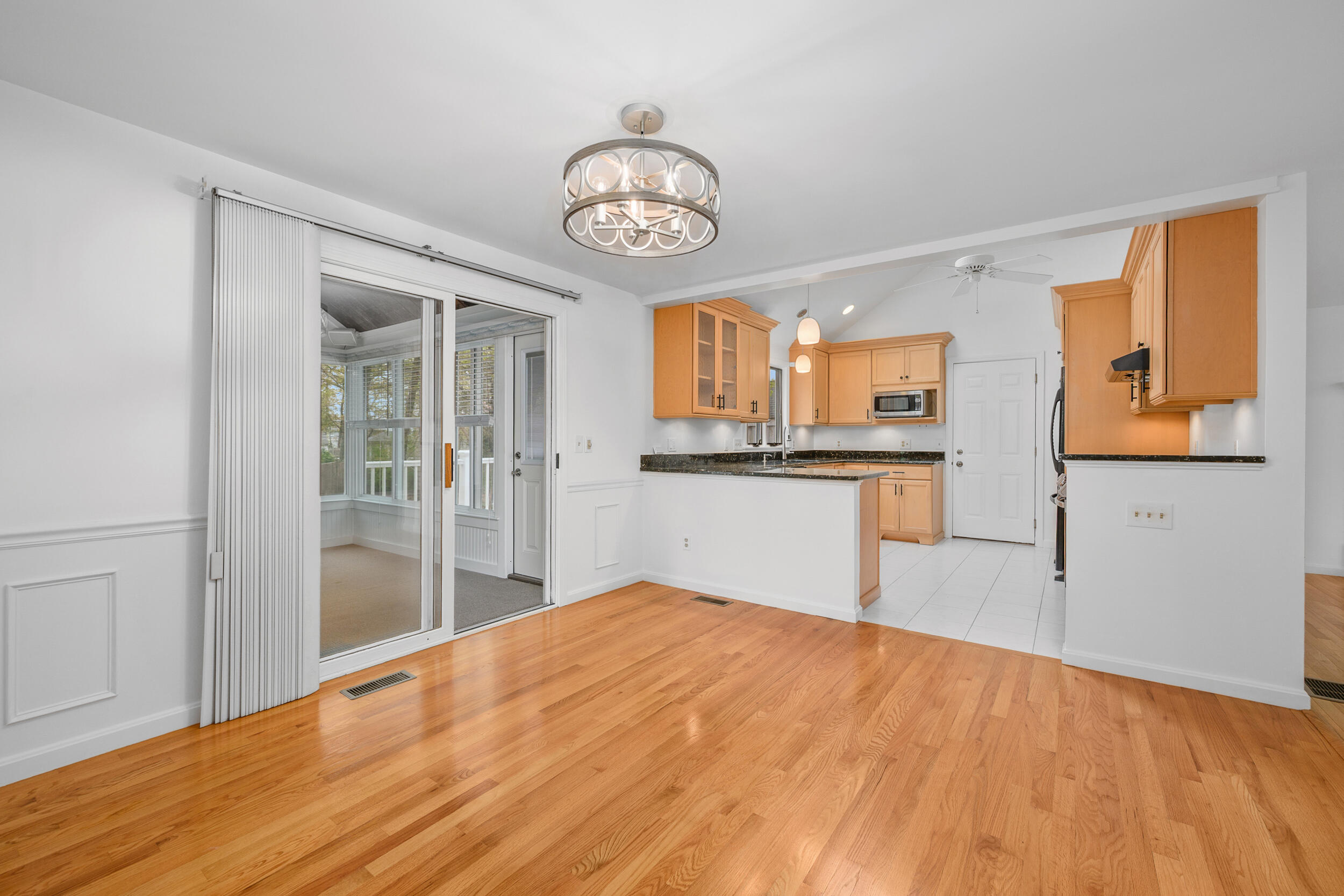 100 Statice Lane Hyannis, MA 02601 - Photo 9 of 49 10_dsc_4246