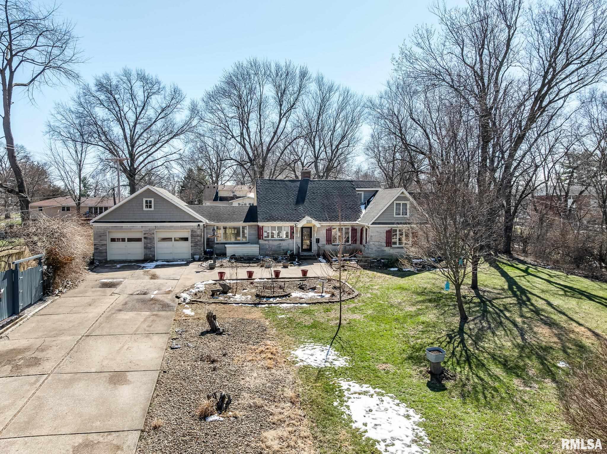 1303 West Adams Road Macomb, IL 61455 - Photo 1 of 36