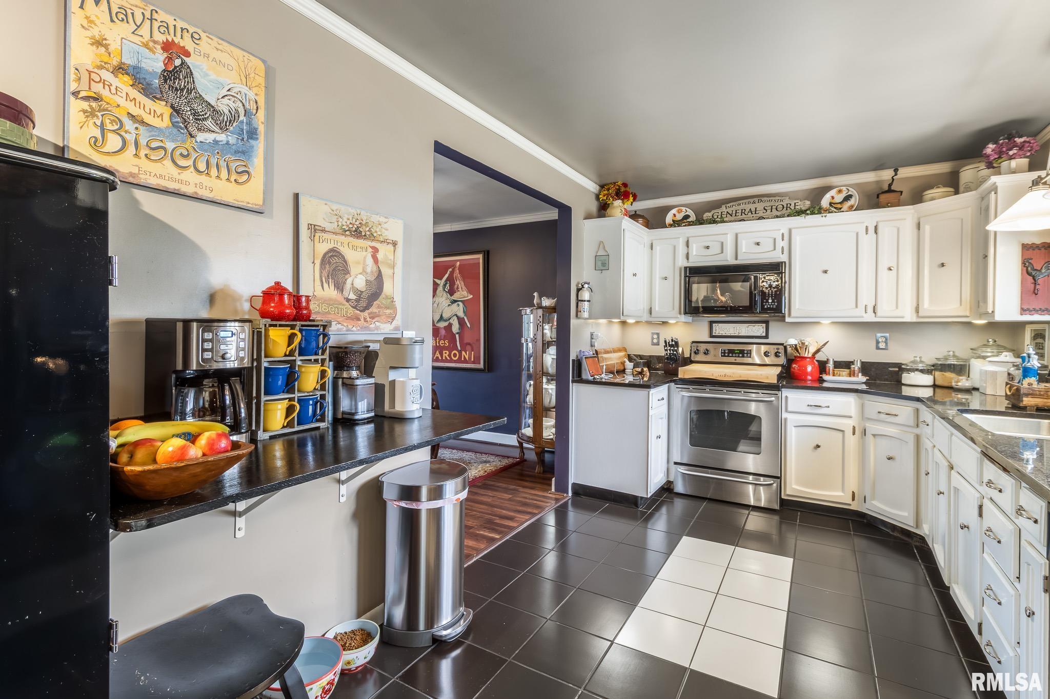 1303 West Adams Road Macomb, IL 61455 - Photo 18 of 36