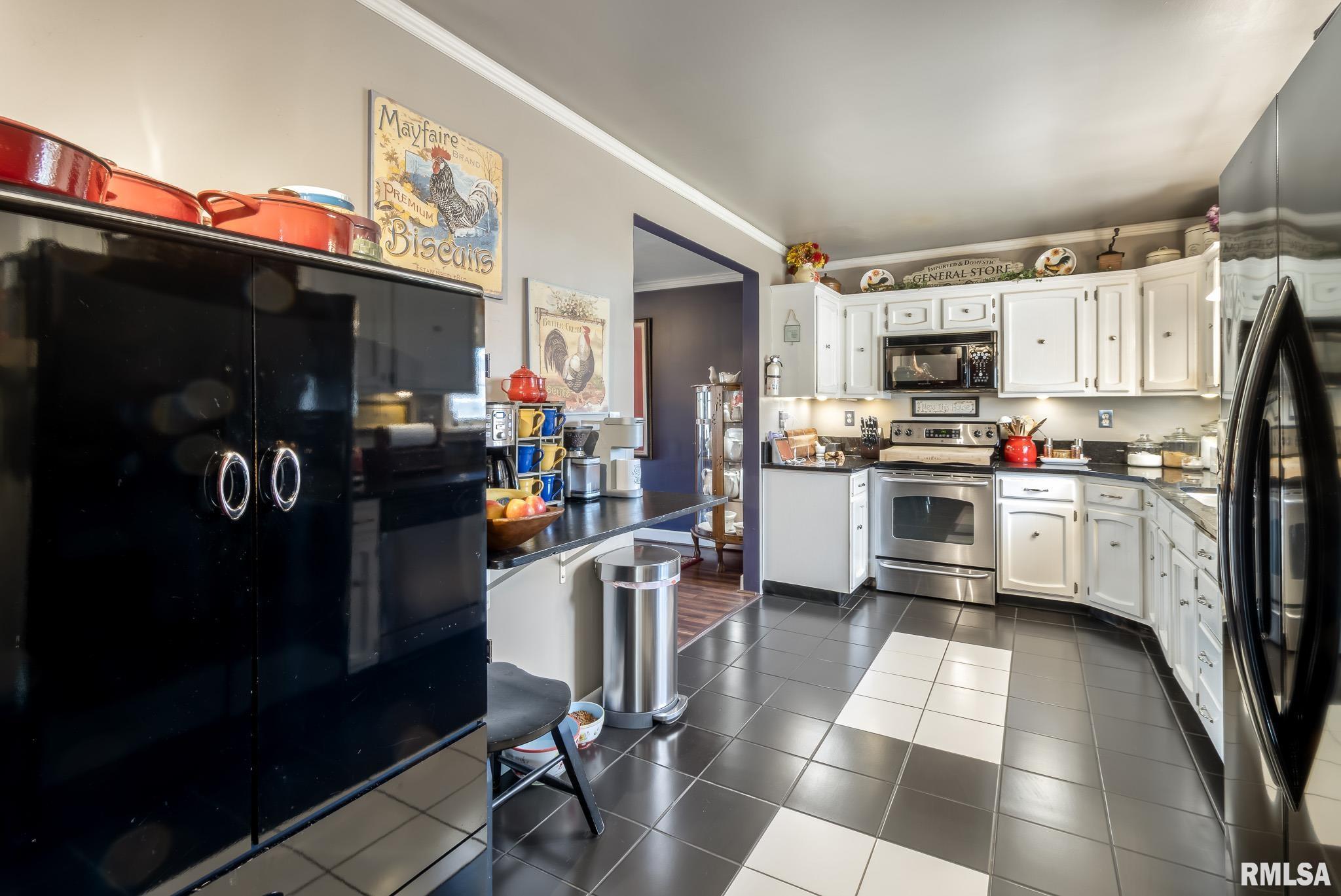 1303 West Adams Road Macomb, IL 61455 - Photo 20 of 36