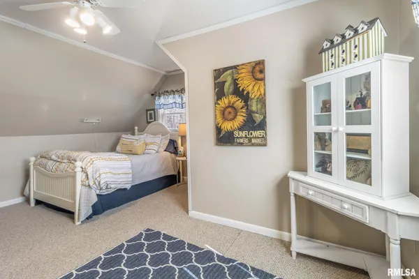 $254,900 | 1303 West Adams Road, Macomb, IL 61455