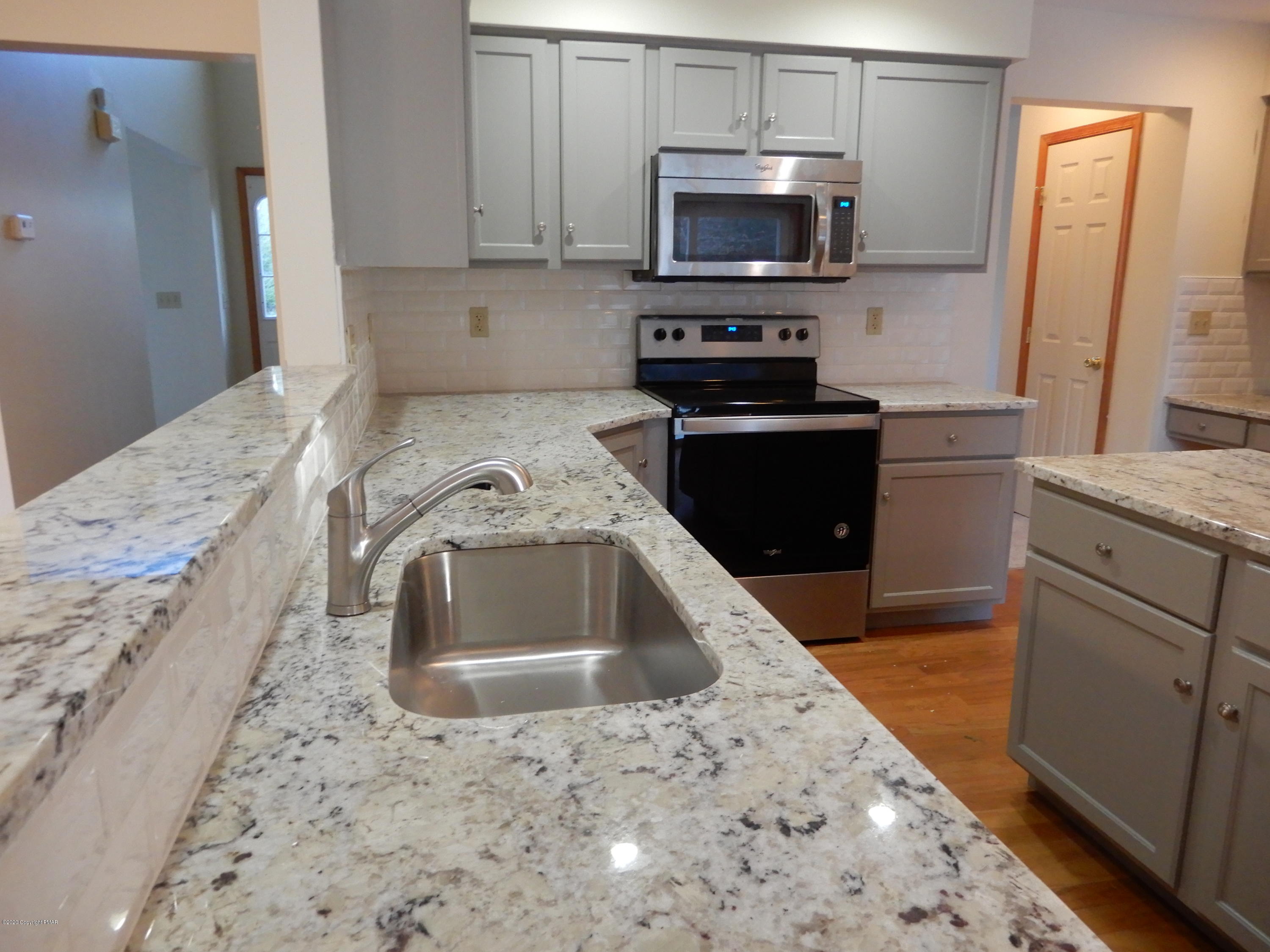 130 Scenic Drive Blakeslee, PA 18610 - Photo 11 of 45 Beautiful Granite