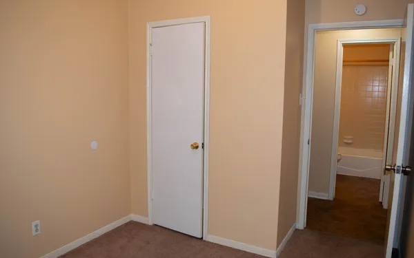 $1,400 | 4826 Redfish Reef Drive, Bacliff, TX 77518