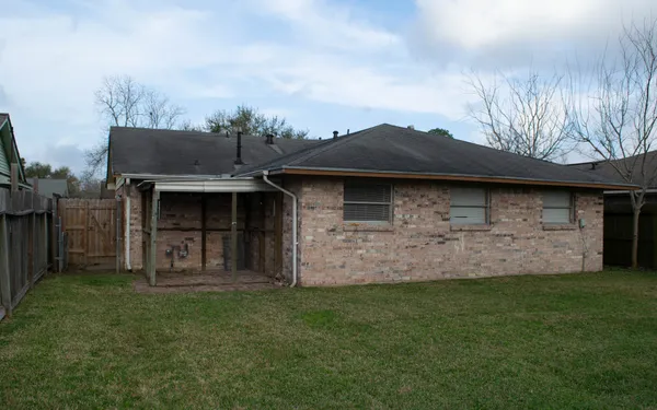 $1,400 | 4826 Redfish Reef Drive, Bacliff, TX 77518