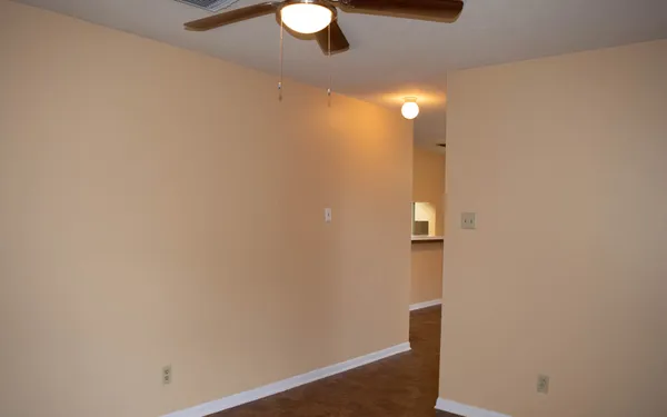 $1,400 | 4826 Redfish Reef Drive, Bacliff, TX 77518