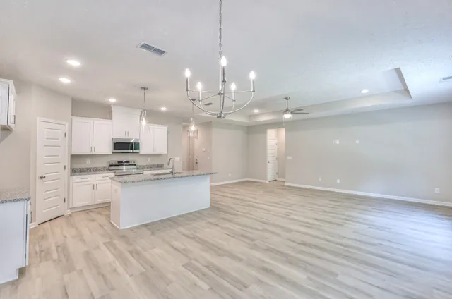 $364,900 | 140 North Fork Branch Road, Normandy, TN 37360