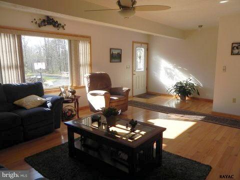 155 Rupp Road Gettysburg, PA 17325 - Photo 8 of 21 Gallery Image 8