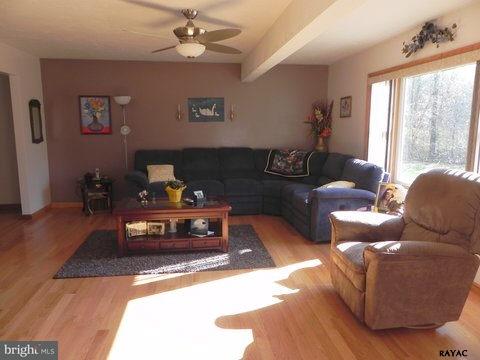 155 Rupp Road Gettysburg, PA 17325 - Photo 10 of 21 Gallery Image 10