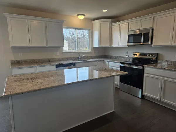 $594,657 | 10637 Valley View Drive, Saline, MI 48176
