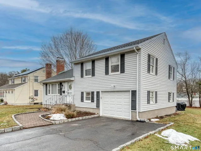 $3,800 | 155 Spring Street, Glastonbury, CT 06033