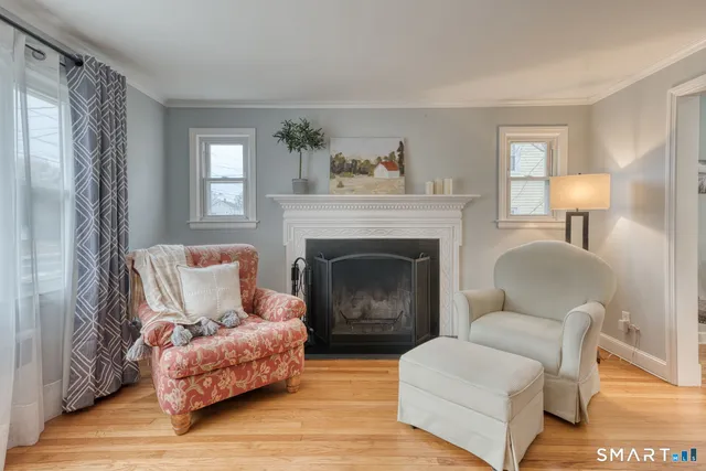 $3,800 | 155 Spring Street, Glastonbury, CT 06033