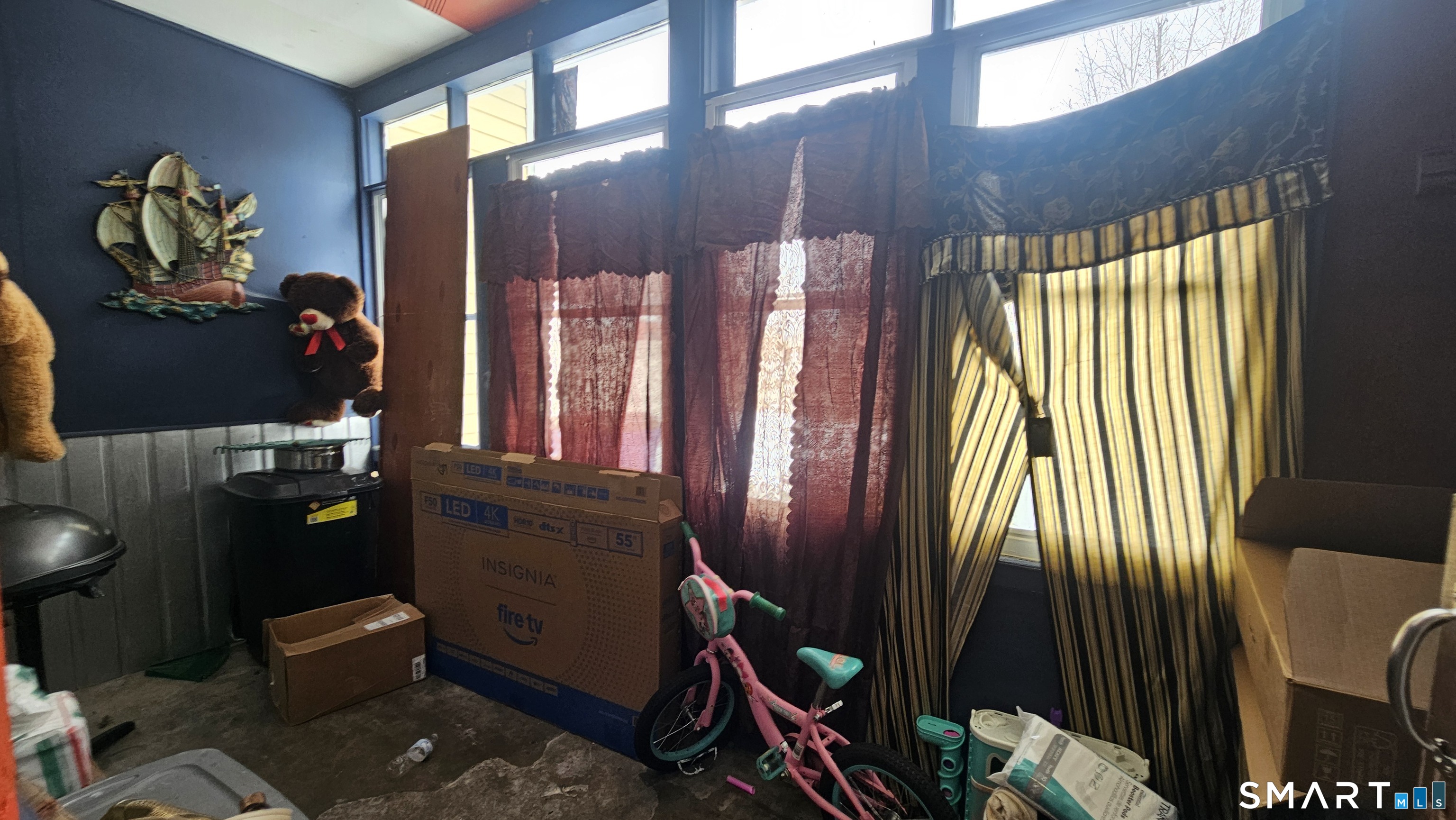 15 James Street Waterbury, CT 06708 - Photo 14 of 27