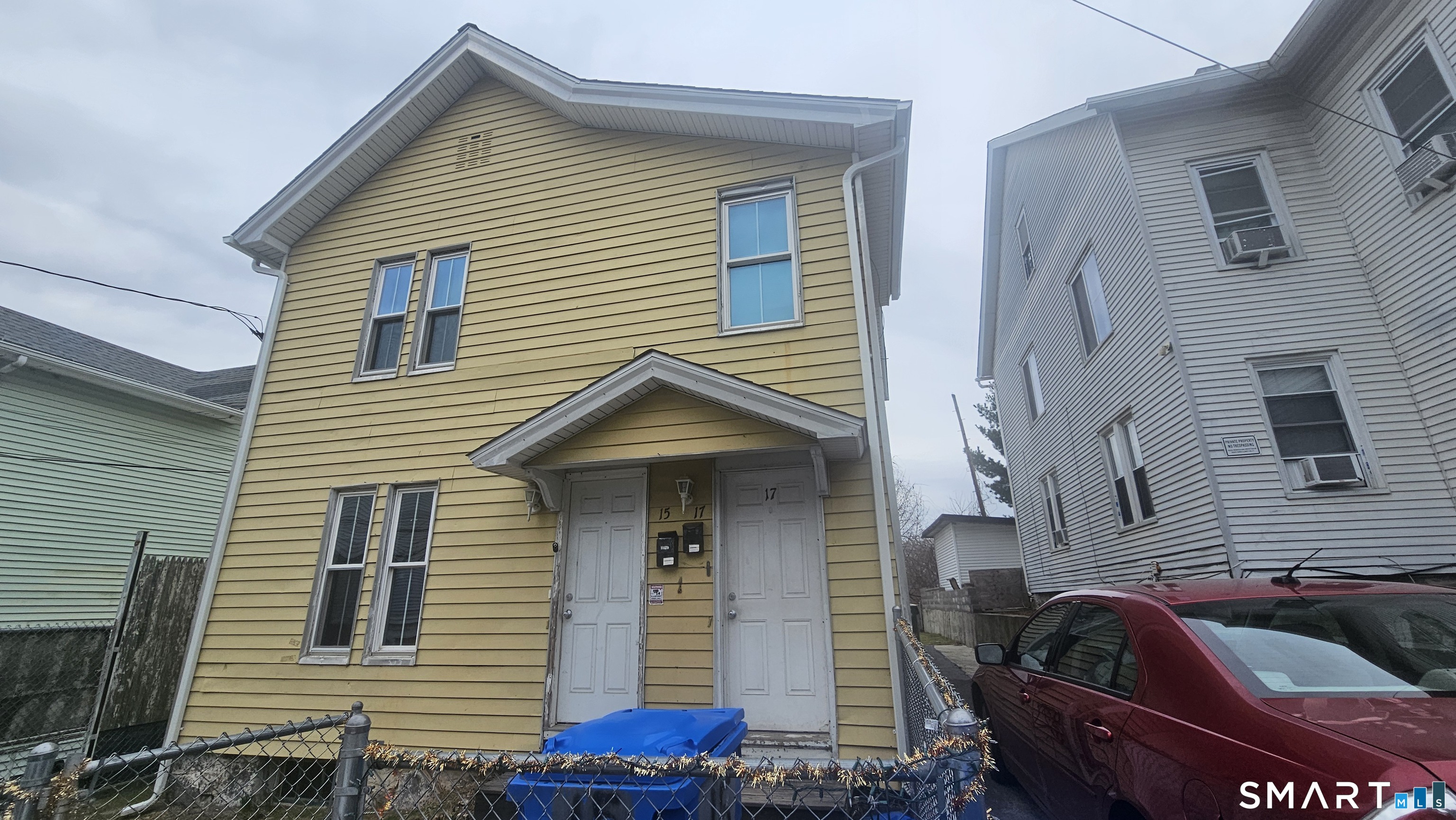 15 James Street Waterbury, CT 06708 - Photo 2 of 27