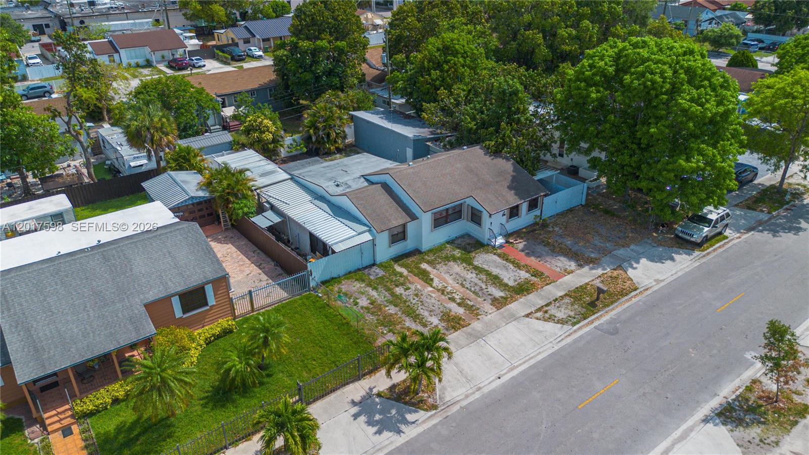 661 East 7th Street Hialeah, FL 33010 - Photo 1 of 52